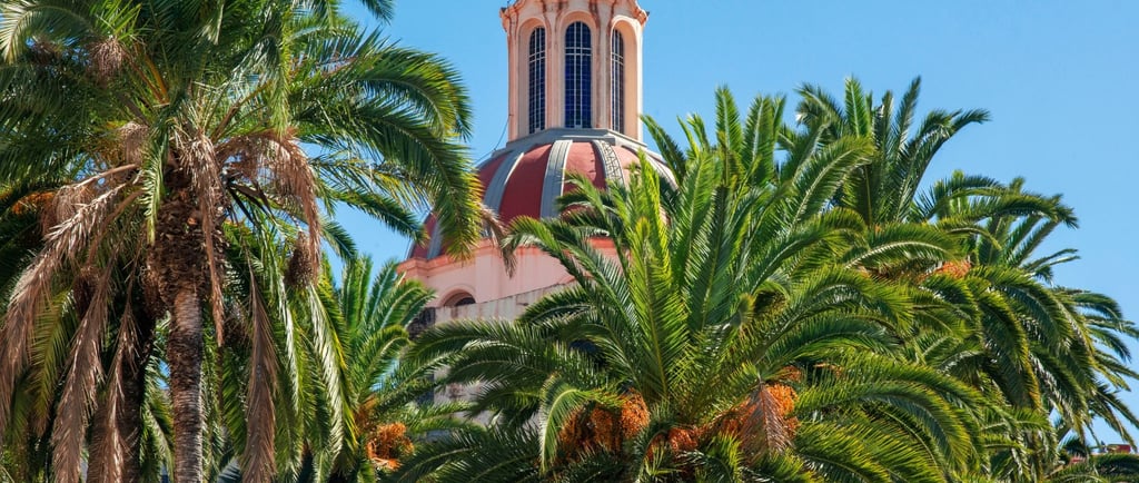 foto do topo da catedral em santa cruz tenerife