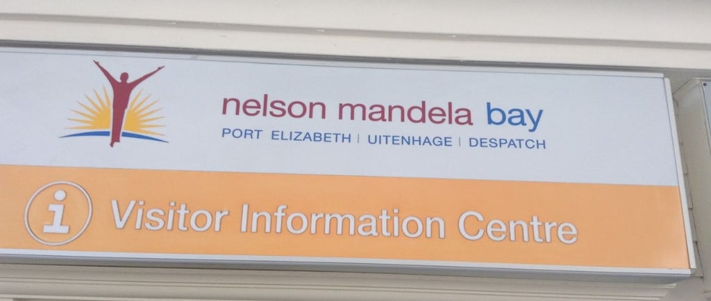 Placa de informacoes para turistas em porto elizabeth Nelson Mandala Bay