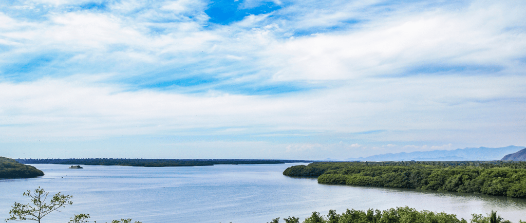 Laguna de Cuyutlán, México.