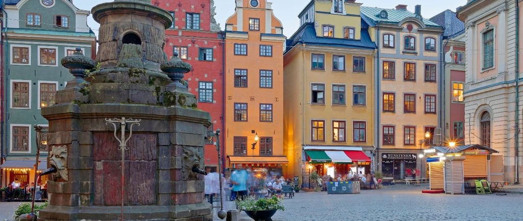 foto do gamla stan no centro de estocolmo
