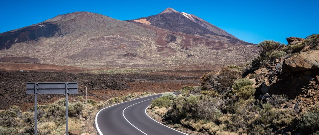 foto vista panoramica do caminho ao vulcao teide em tenerife