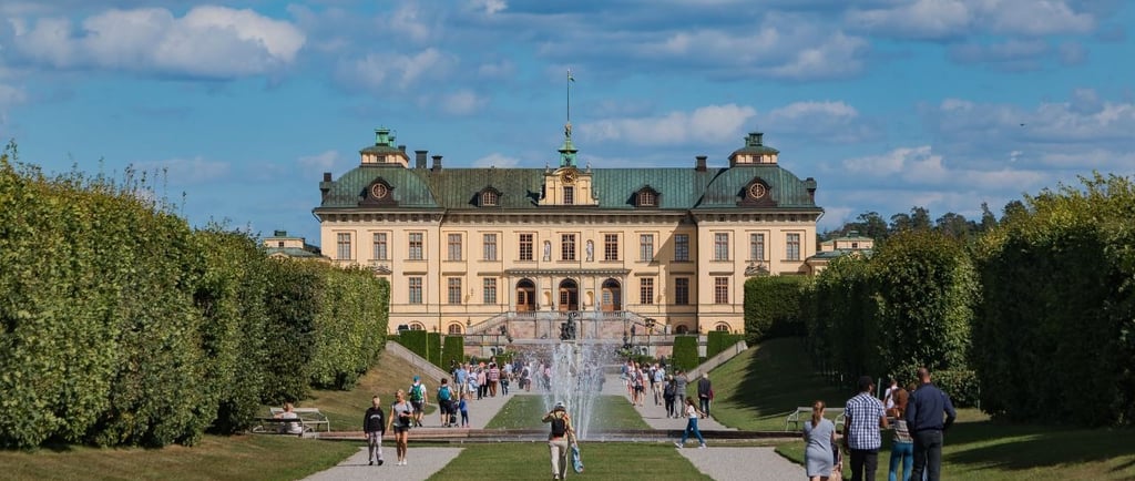 foto vista do palacio de drottningholm