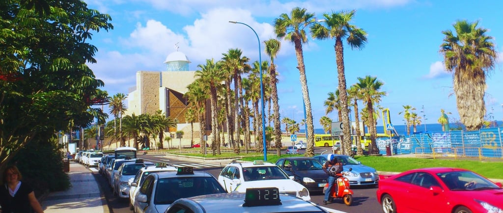 foto do transito beira mar em las palmas gran canaria