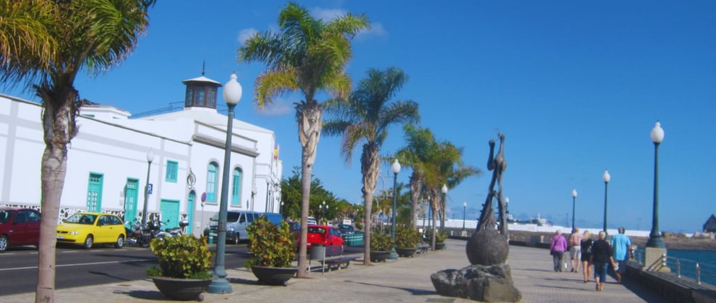 vista do pier próximo ao centro de Arrecife, Lanzarote