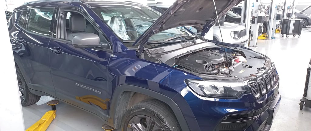 Jeep Compass na oficina