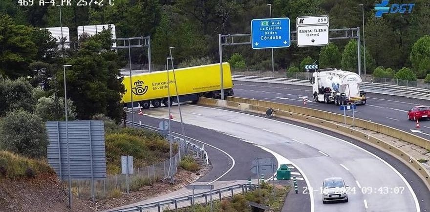 Camion de Correos acidente Jaén