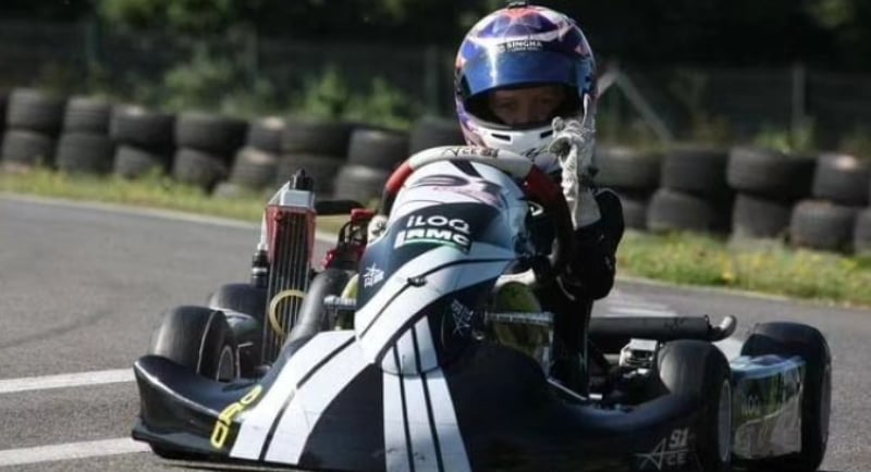 Robin Räikkönen ajamassa kartingia