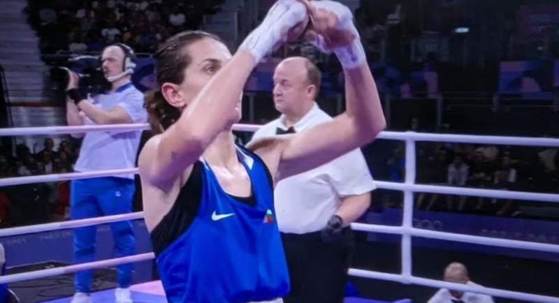 Bulgarialainen nyrkkeilijä Svetlana Staneva