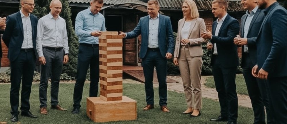 TOSIS zaidimu nuoma klaipedoje įmones renginiui_teambuilding_komandos formavimas_xxl jenga