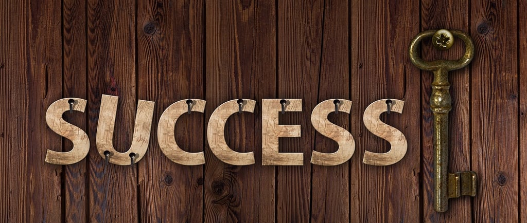 Why Projects, Certificates, and Internships Matter on Your Resume & LinkedIn- key to success