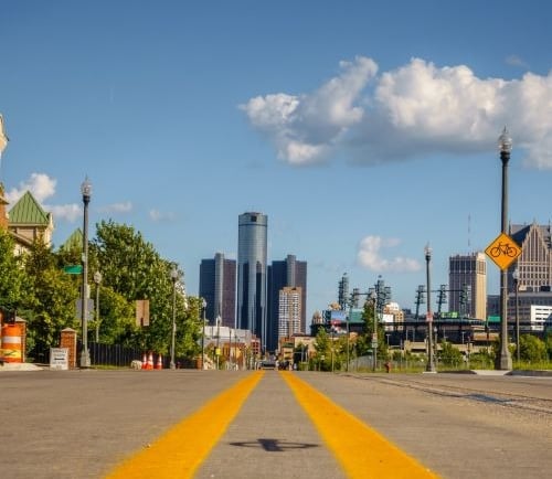 detroit city by day
