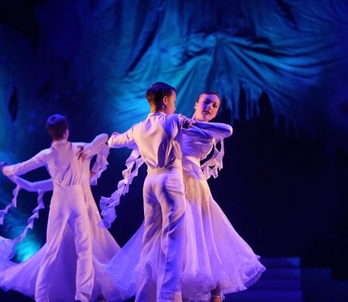 musical - a group of dancers performing a dance