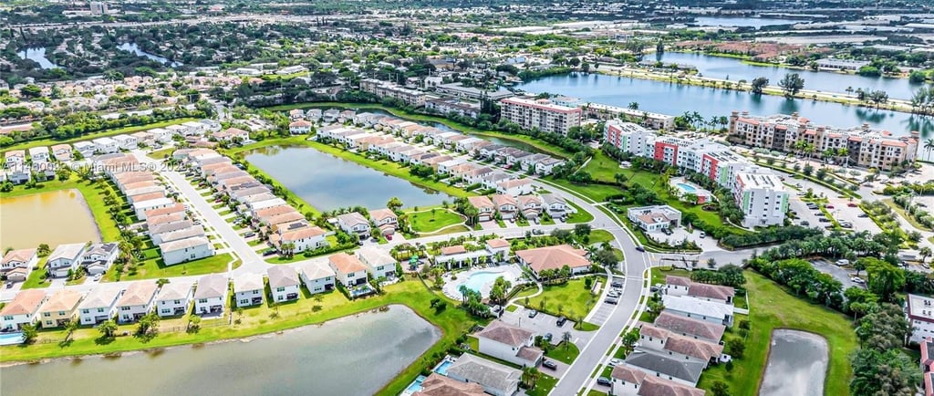 hoa community pressure washing services