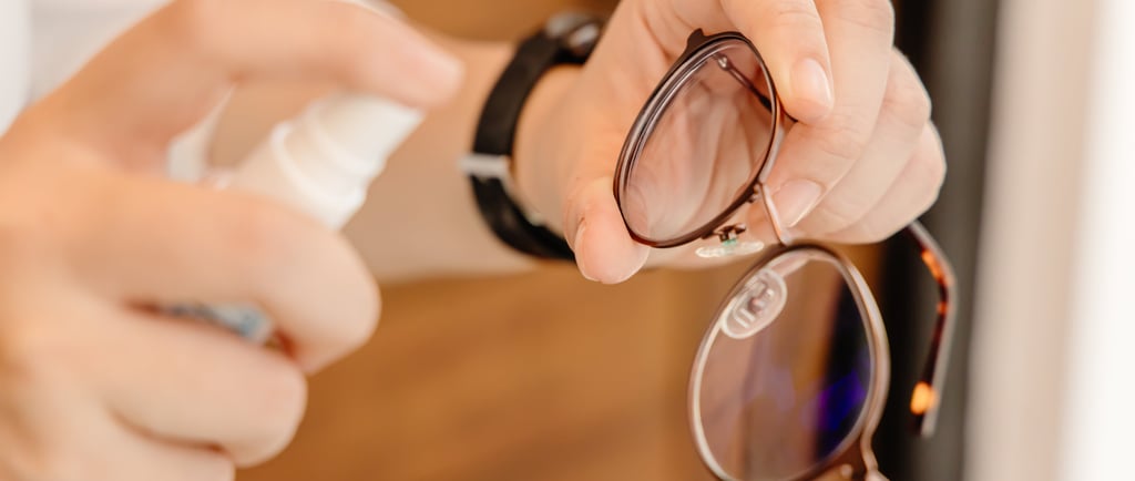 How to properly maintain your glasses - Care tips from Kyoptic Paris 6