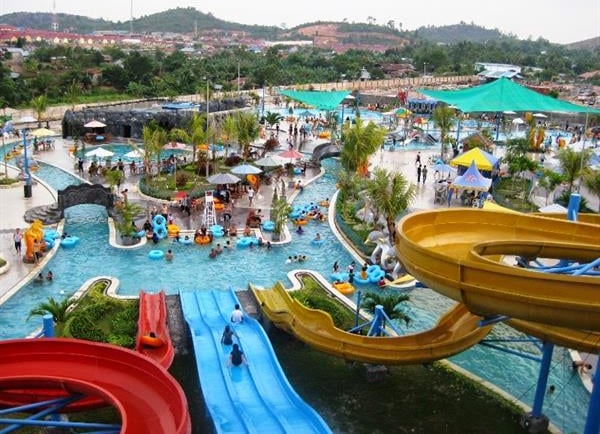 Riau Fantasi Waterpark (Labersa) – Pekanbaru