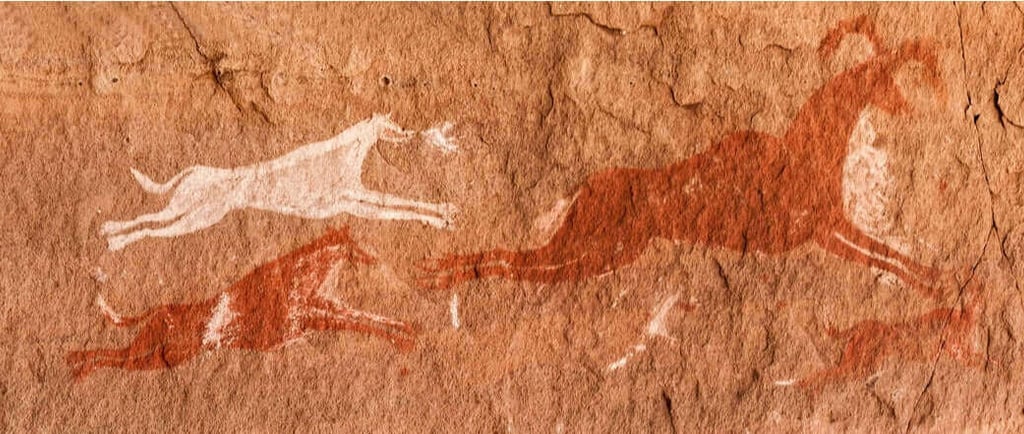 cães em figuras rupestres