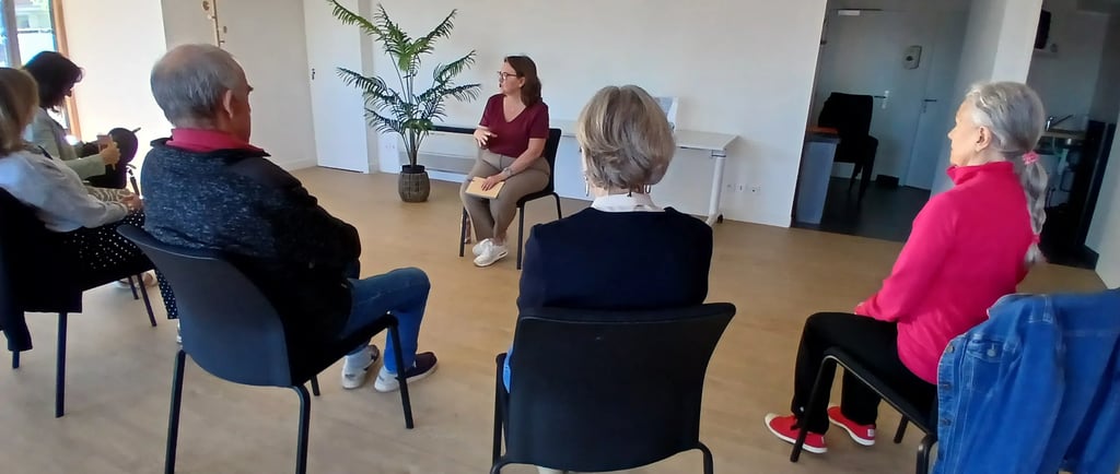 Séance de sophrologie collective à Arcachon - accompagnement en douceur face à la maladie