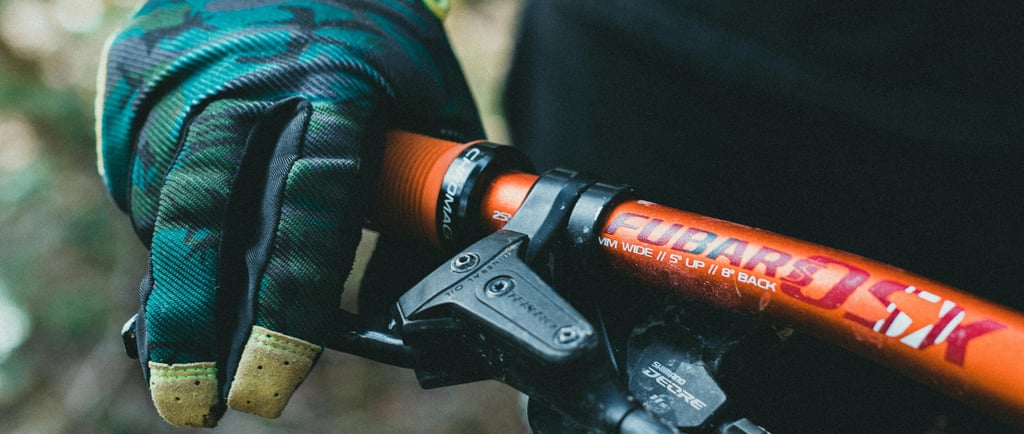 mtb rider wearing glove