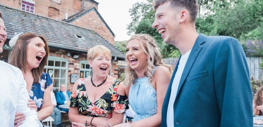 magicians for outdoor wedding celebrations