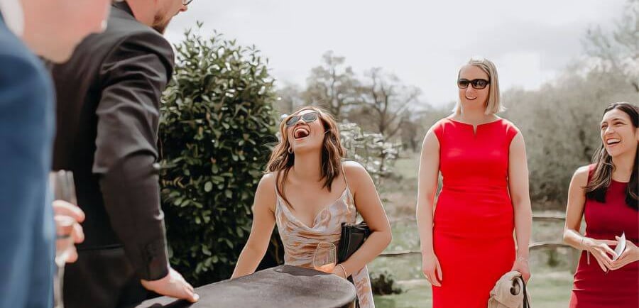 how much does a wedding magician cost