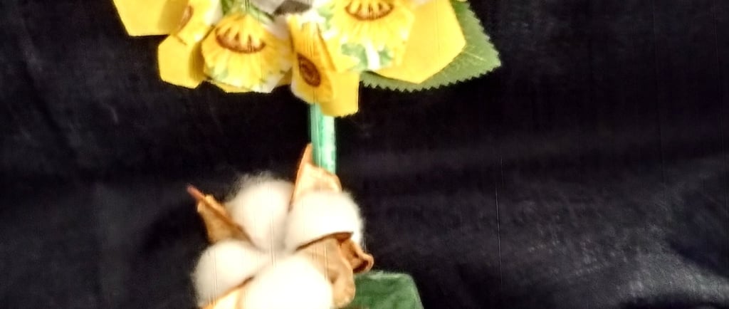 Who loves fabric flowers?