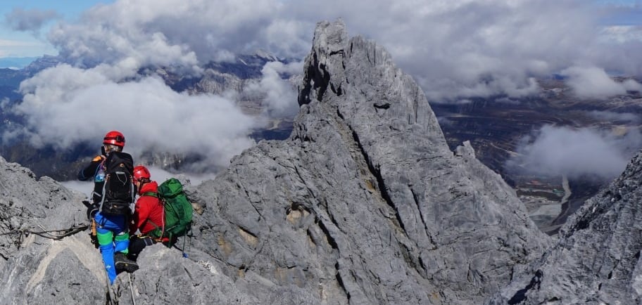 who can climbing Carstensz Pyramid? all climber with climbing skill can reach the Summit Carstensz