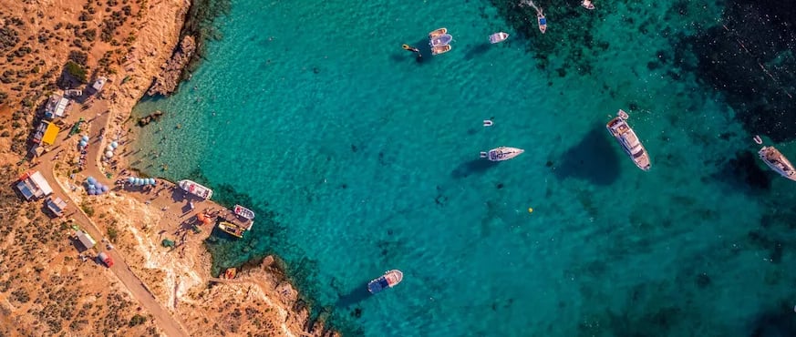 nomad friendly cafés Malta