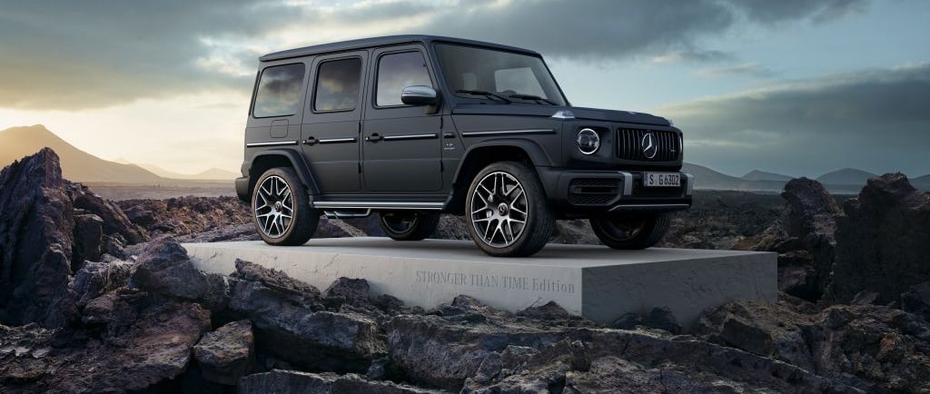 luxury suv rental in bodrum for villa and family travel