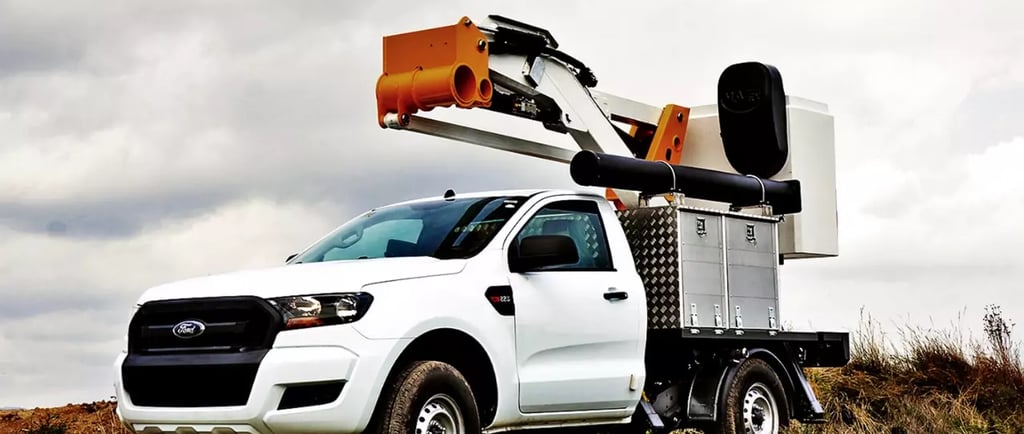 pick up con cesta elevadora madrid
