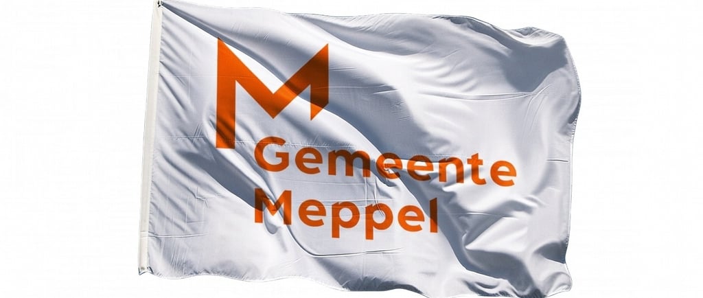 Witte vlag van de gemeente Meppel