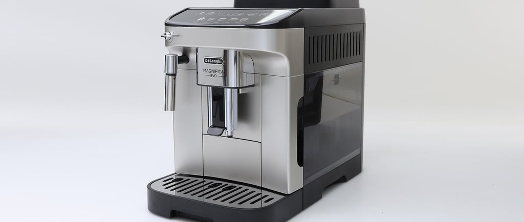 DeLonghi Magnifica Evo Coffee Machine