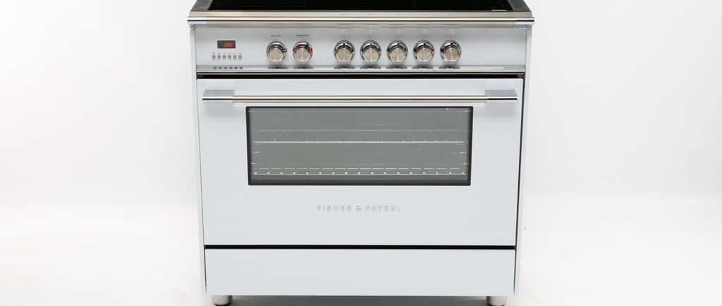 Fisher & Paykel OR90SCI4W1 Freestanding Electric Stove