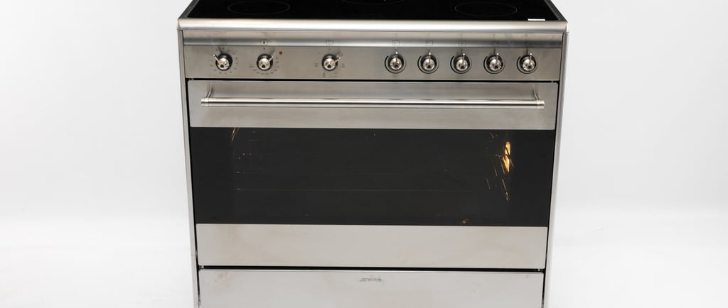 Smeg FS9010CER-1 Freestanding Electric Stove