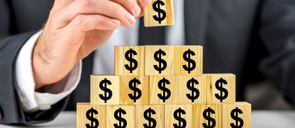 Vítima de Pirâmide Financeira: Orientações para Lidar com Prejuízos e Buscar Recuperação