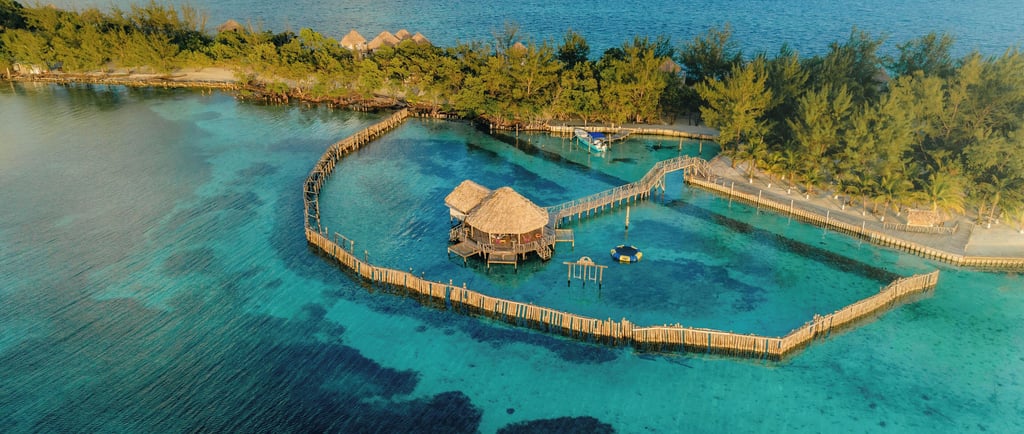 Thatch Caye Resort — Belize