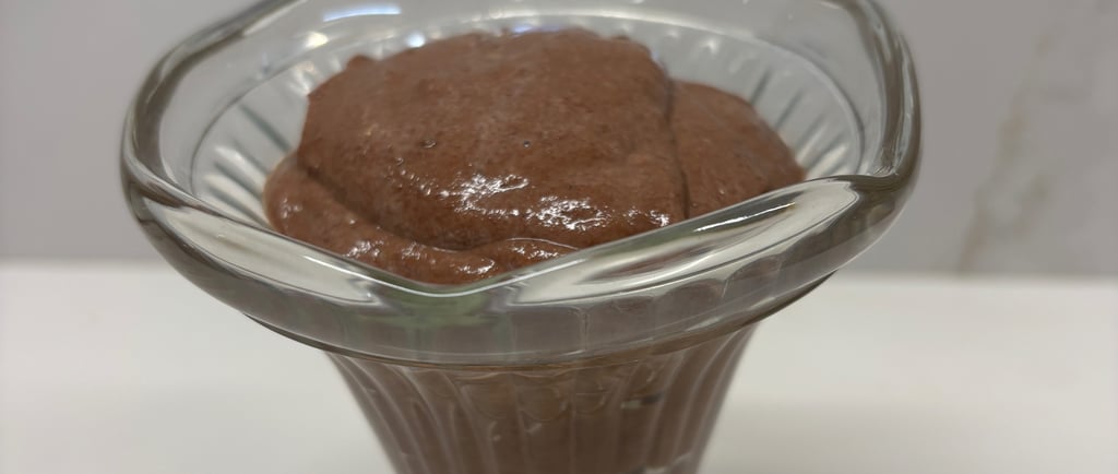 Plant based chocolate dessert rich in protein