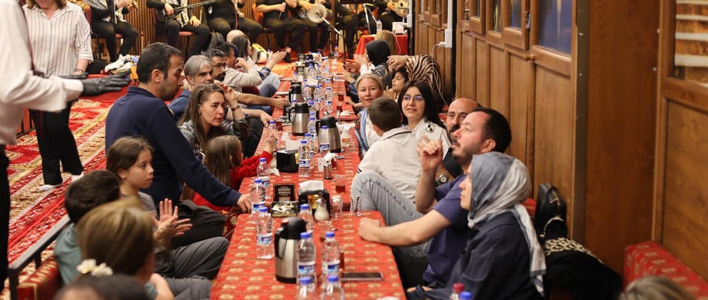 Urfa Sıra Gecesi için En Çok Aranan 100 Anahtar Kelime