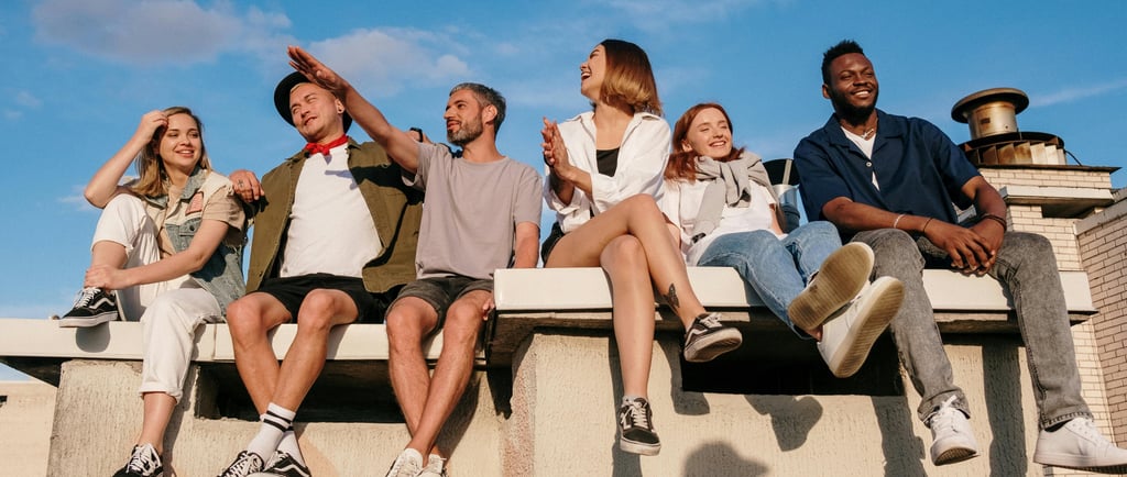 Photo de cottonbro studio: https://www.pexels.com/fr-fr/photo/ville-gens-personnes-individus-4880405