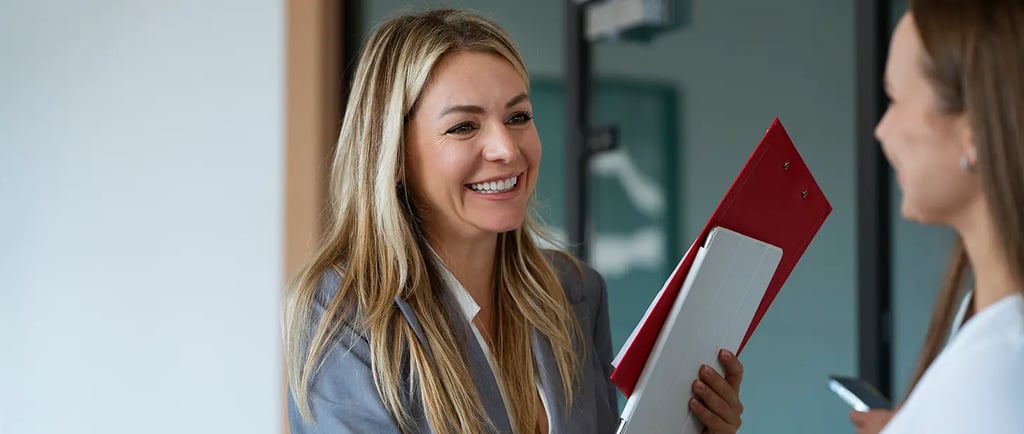 Mujer en OTEC auditoría