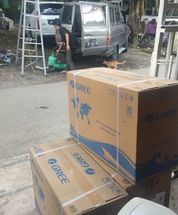 jasa perawatan AC / Cuci AC Pasang AC Ciomas Bogor bongkar pasang AC pindah AC Ciomas 