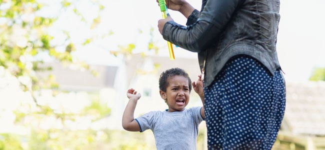 Rabietas en los niños y niñas, Qué hacer?