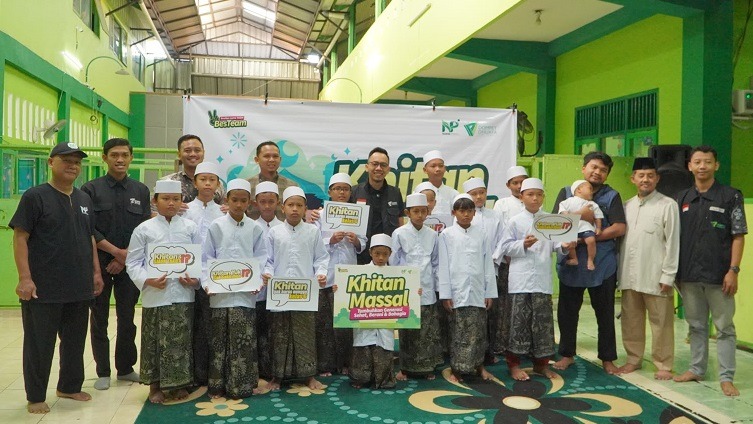 Dompet Dhuafa menggelar khitanan massal di komplek Pendidikan Yayasan Nurul Iman Kota Semarang, Minggu (12/7/2026). (Ist)