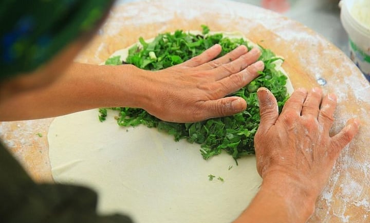 alt="cooking class baku" alt="azerbaijani cooking experience" alt="baku cooking workshop" alt="tradi