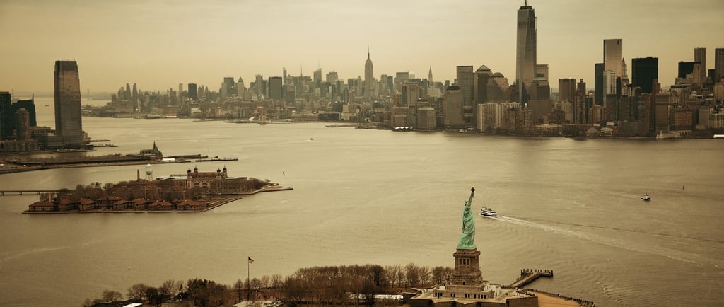 a statue of liberty and the statue of liberty