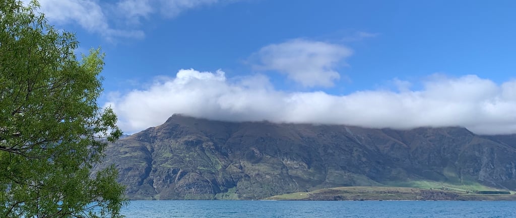 Scenic landscape of Lake Wakatipu in Queenstown
