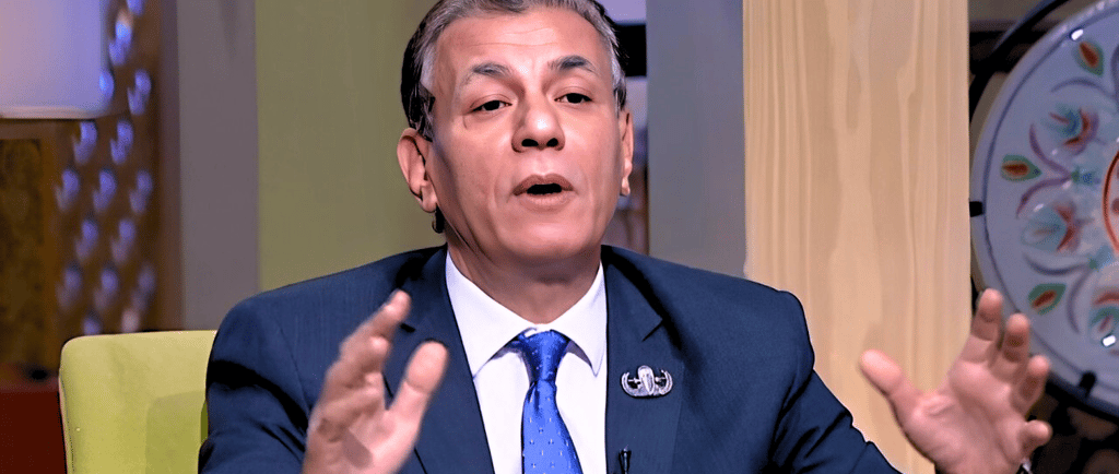 اللواء ايمن سيد الاهل المستشار والخبير الأمني باحدى اللقاءات التليفزيونية 