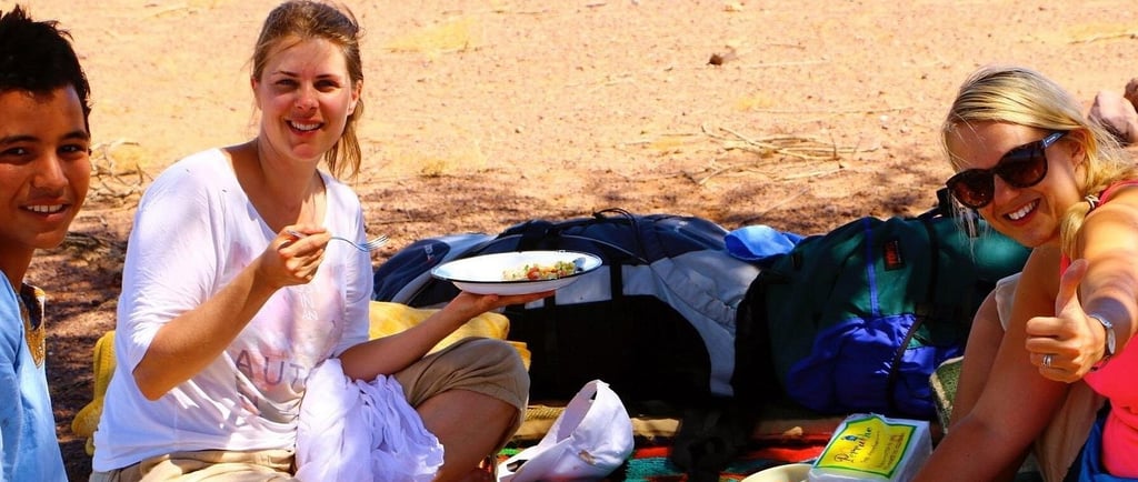 picnic in zagora with nomad familly