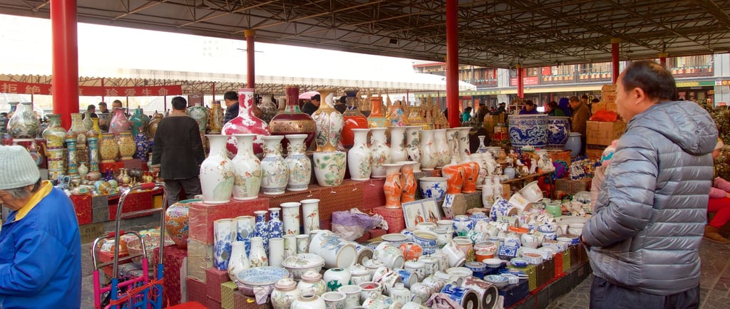 panjiayuan antique market, beijing
