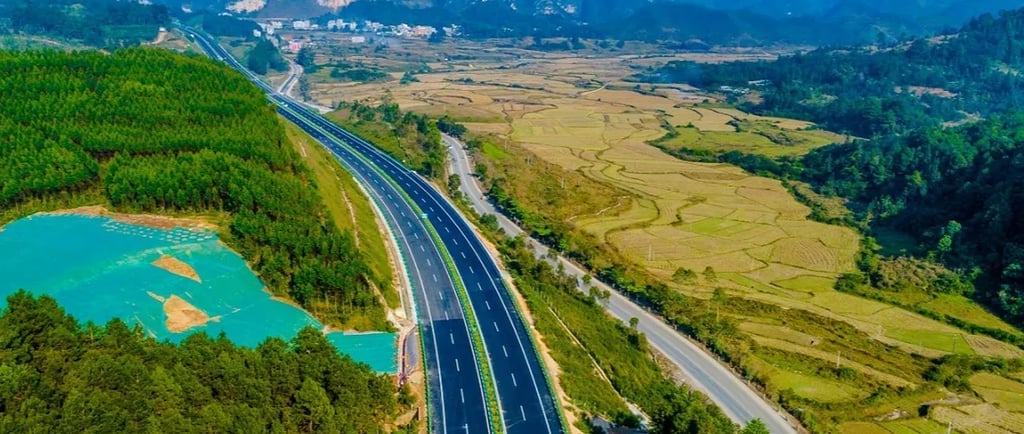 Guangxi Scenic Road