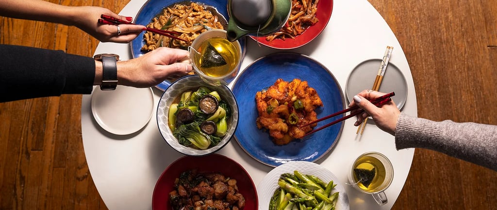 Mid-Autumn Festival Reunion Dinner